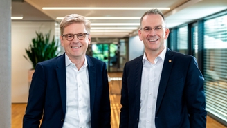 Dr Mats Gökstorp, CEO of SICK AG och Dr Peter Selders, CEO, Endress+Hauser Group.